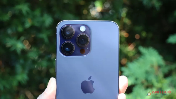 Cụm camera trên iPhone 14 Pro Max có sự nâng cấp chất lượng cho mô đun cam chính