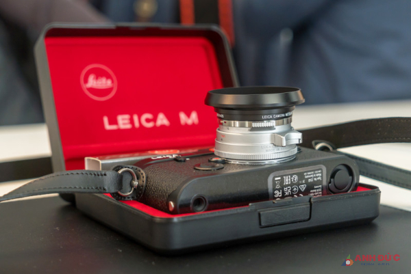 Mức giá để sở hữu Leica M6 và ống kính là không hề rẻ, nhưng đáng chơi với người yêu phim