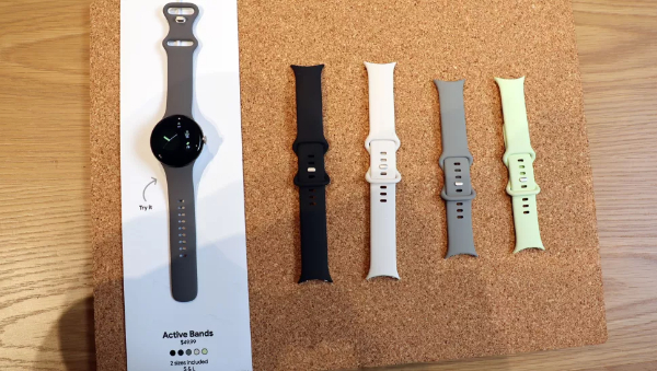 Pixel Watch có cách thức thay lắp dây đeo gần giống như Apple Watch
