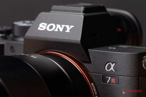 Sony A7R V là một bước tiến lớn đáng chú ý so với người tiền nhiệm