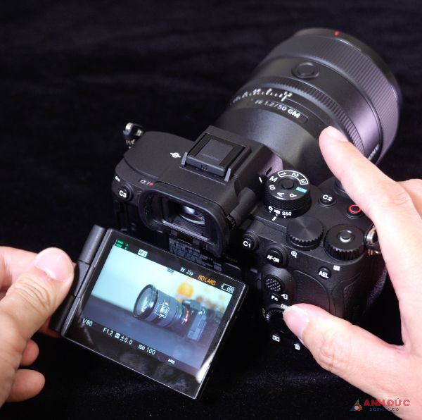 Sony A7R V cải thiện khả năng chụp ảnh siêu phân giải với chủ thể di chuyển