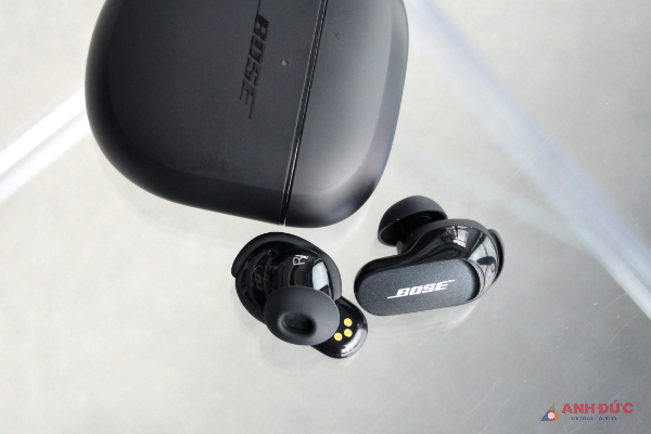 Bose QuietComfort Earbuds II có phần nhỉnh hơn về chất lượng, nhưng Sony WF-1000XM4 có nhiều giá trị hơn