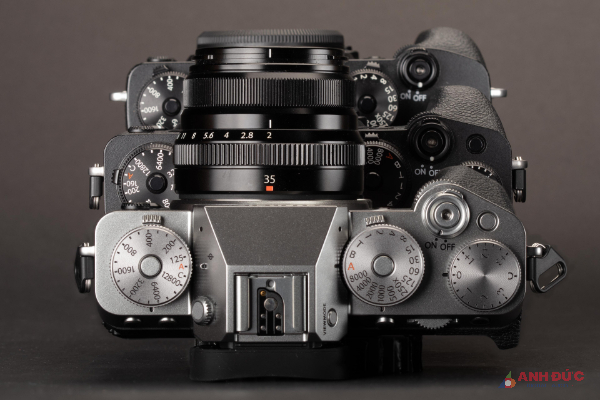 Fujifilm X-T5 mang nhiều hoài niệm về một chiếc X-T3 với màn hình lật 3 hướng