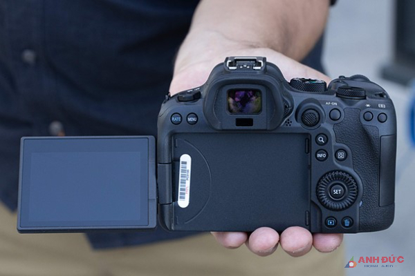 Canon EOS R6 Mark 2 có khả năng quay 4K60p lấy mẫu từ khung hình 6K