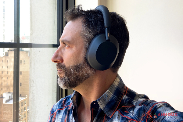 WH-1000XM5 là một trong những tai nghe tốt nhất trên thị trường tai nghe cao cấp