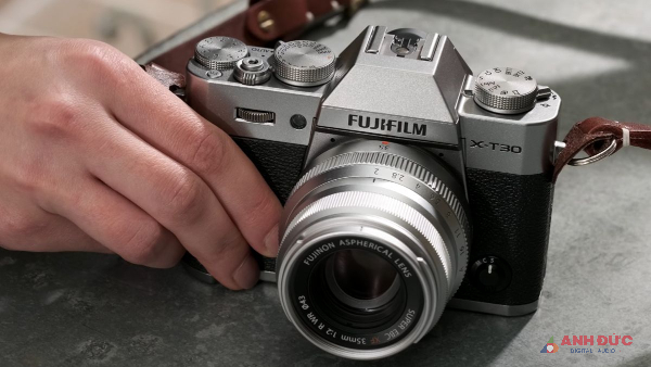 Fujifilm X-T30 chính là sự lựa chọn tốt nhất cho những người mới bắt đầu làm quen với máy ảnh