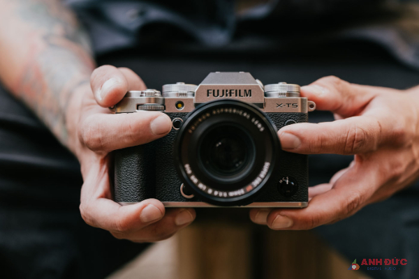 Fujifilm X-T5 là một chiếc máy ảnh tốt trên nhiều phương diện khác nhau