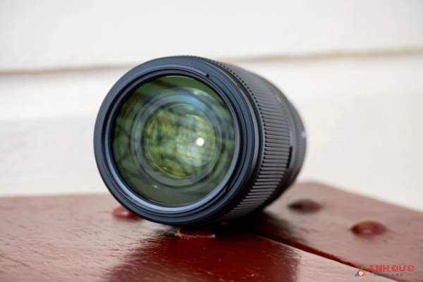 Ống kính Nikkor Z 70-180mm F2.8 có rất nhiều điểm tương đồng với Tamron 70-180mm F2.8