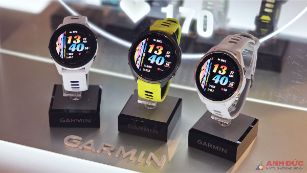 Garmin Forerunner 965 sở hữu thiết kế trung tính theo xu hướng của một đồng hồ thông minh dành cho nhu cầu luyện tập