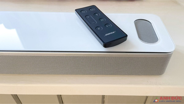 Bose Smart Ultra Soundbar hỗ trợ các định dạng âm thanh bao gồm Dolby Atmos, Dolby Digital, Dolby TrueHD và Dolby Digital Plus
