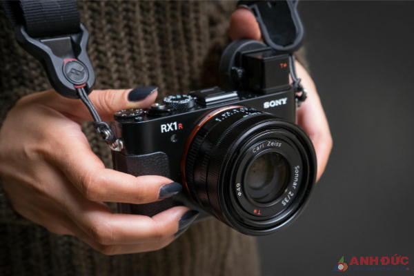 Sony RX1R III sẽ có một số nâng cấp đáng chú ý để cạnh tranh trực tiếp với Leica Q3