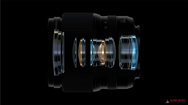 Fujifilm GF 55mm F/1.7 được trang bị hệ thống quang học phức tạp với 14 thấu kính chia thành 10 nhóm