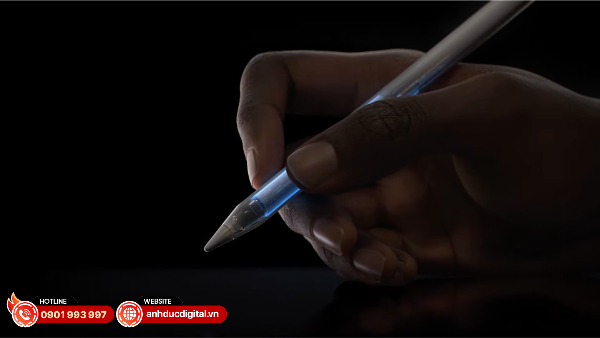 Apple cung cấp cảm biến mới trên thân bút cho phép người dùng bóp nhẹ bút để hiển thị bảng công cụ mới