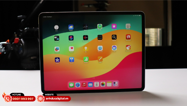 iPad Air 13-inch năm nay vẫn được trang bị màn hình Liquid Retina
