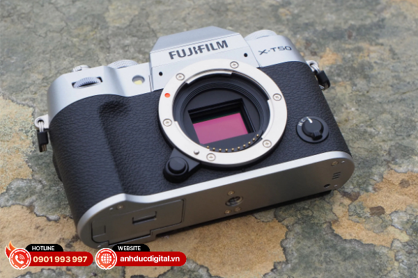 Fujifilm X-T50 vẫn được trang bị cảm biến X-Trans CMOS 5 BSI và bộ xử lý X-Processor 5